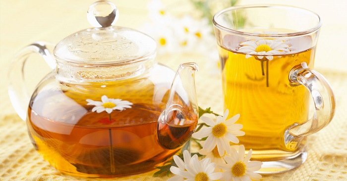 trà hoa cúc đường phèn mật ong