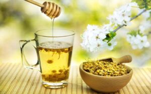 trà hoa cúc đường phèn mật ong